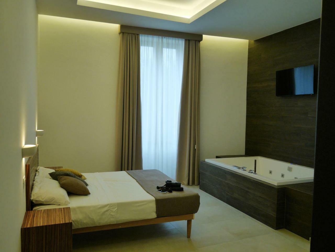 Bed and Breakfast Palazzo San Lazzaro Lecce Exterior foto